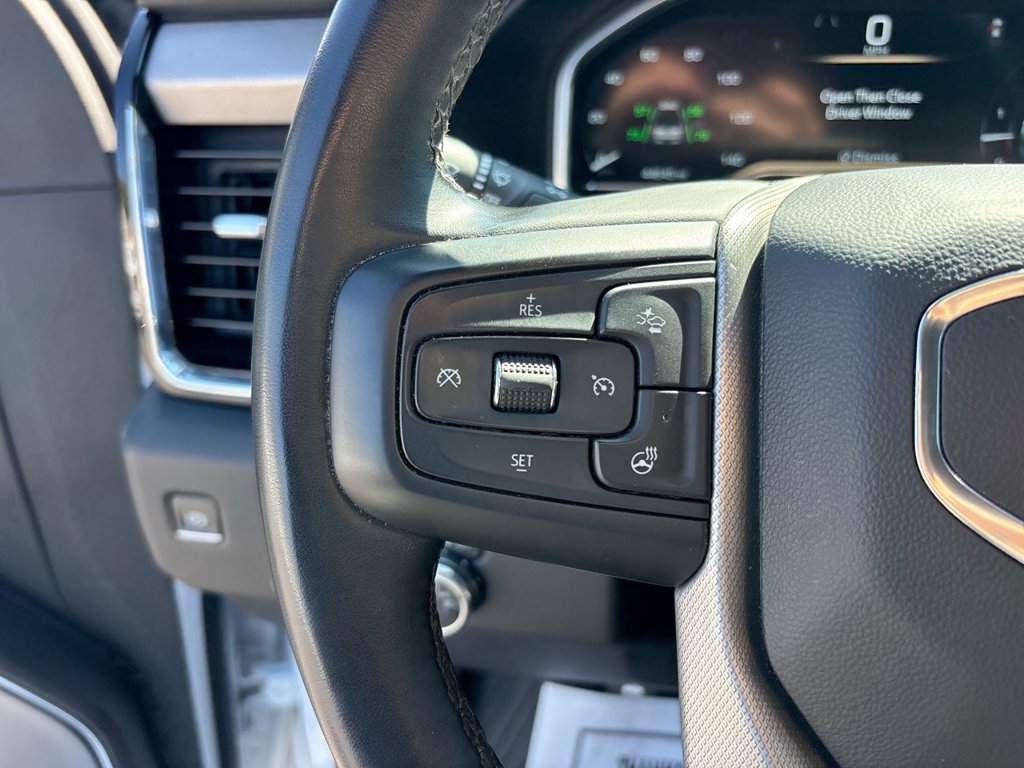 Used 2024 GMC Sierra 3500 Denali w/ Technology Package AWD/4WD image 33