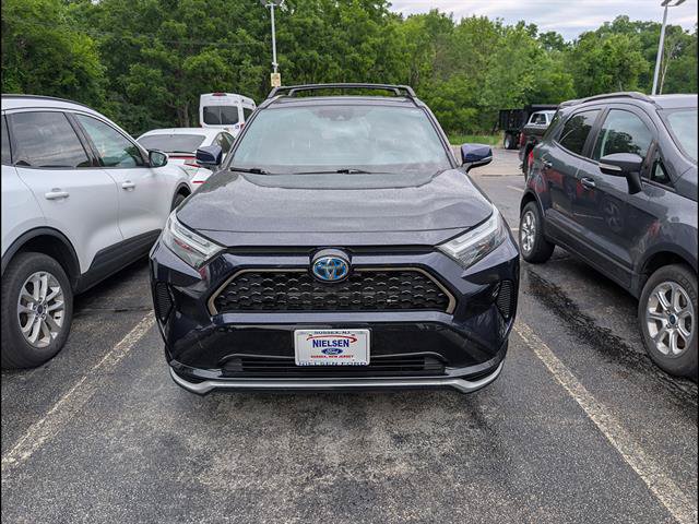 Used 2022 Toyota RAV4 SE w/ Weather & Moonroof Package AWD/4WD image 6