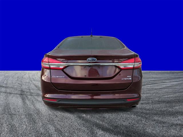 Certified 2017 Ford Fusion SE image 4