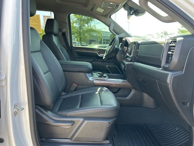 Used 2025 Chevrolet Silverado 2500 LT w/ Trail Boss Package AWD/4WD image 17