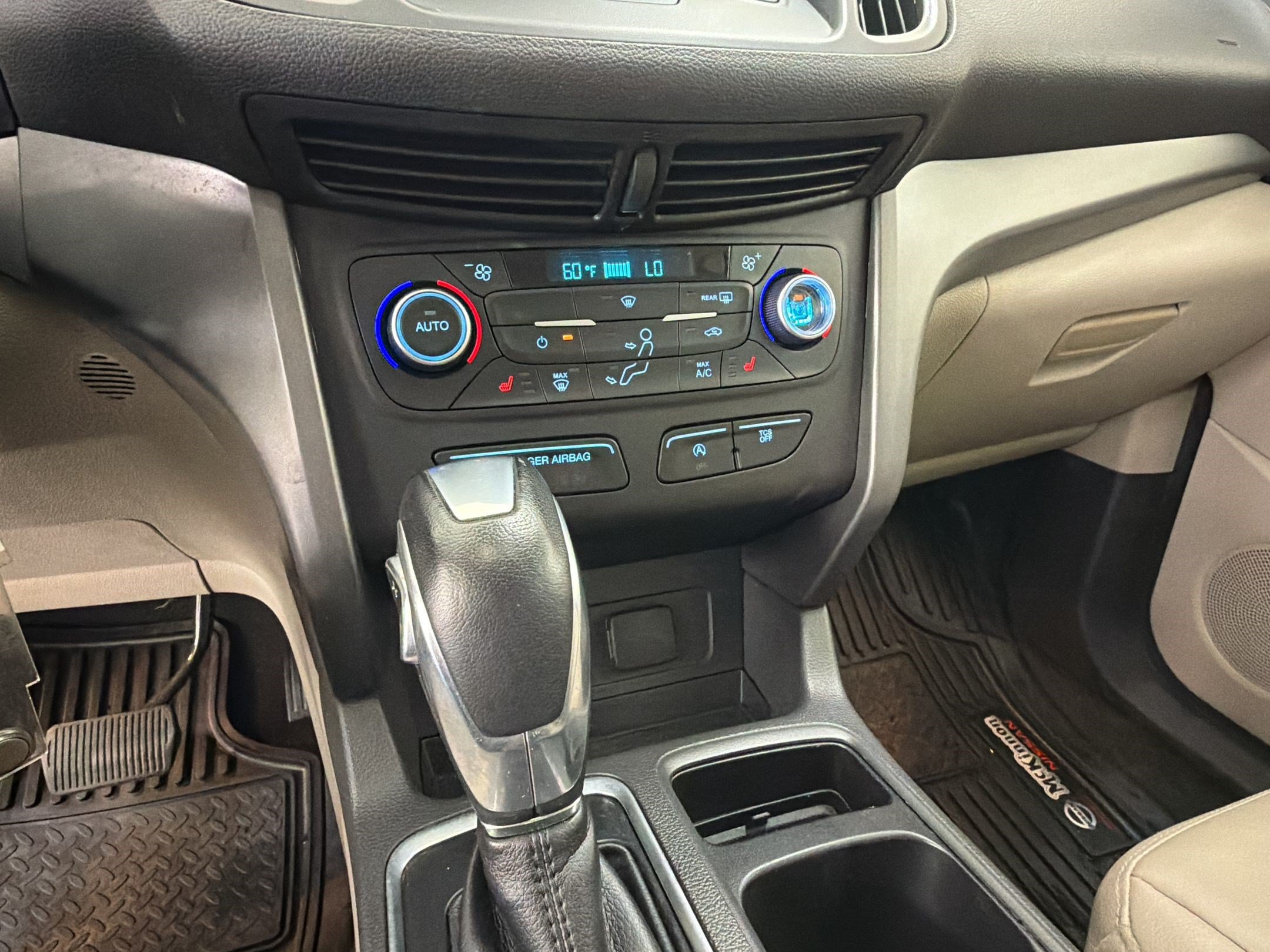 Certified 2018 Ford Escape SEL FWD image 18