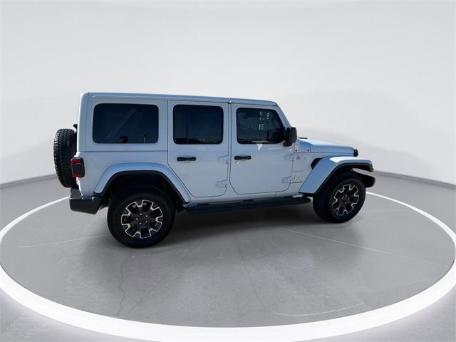Used 2024 Jeep Wrangler Sahara w/ Technology Group image 12