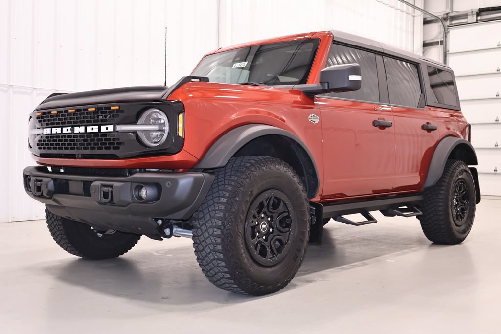 Certified 2023 Ford Bronco Wildtrak AWD/4WD image 6
