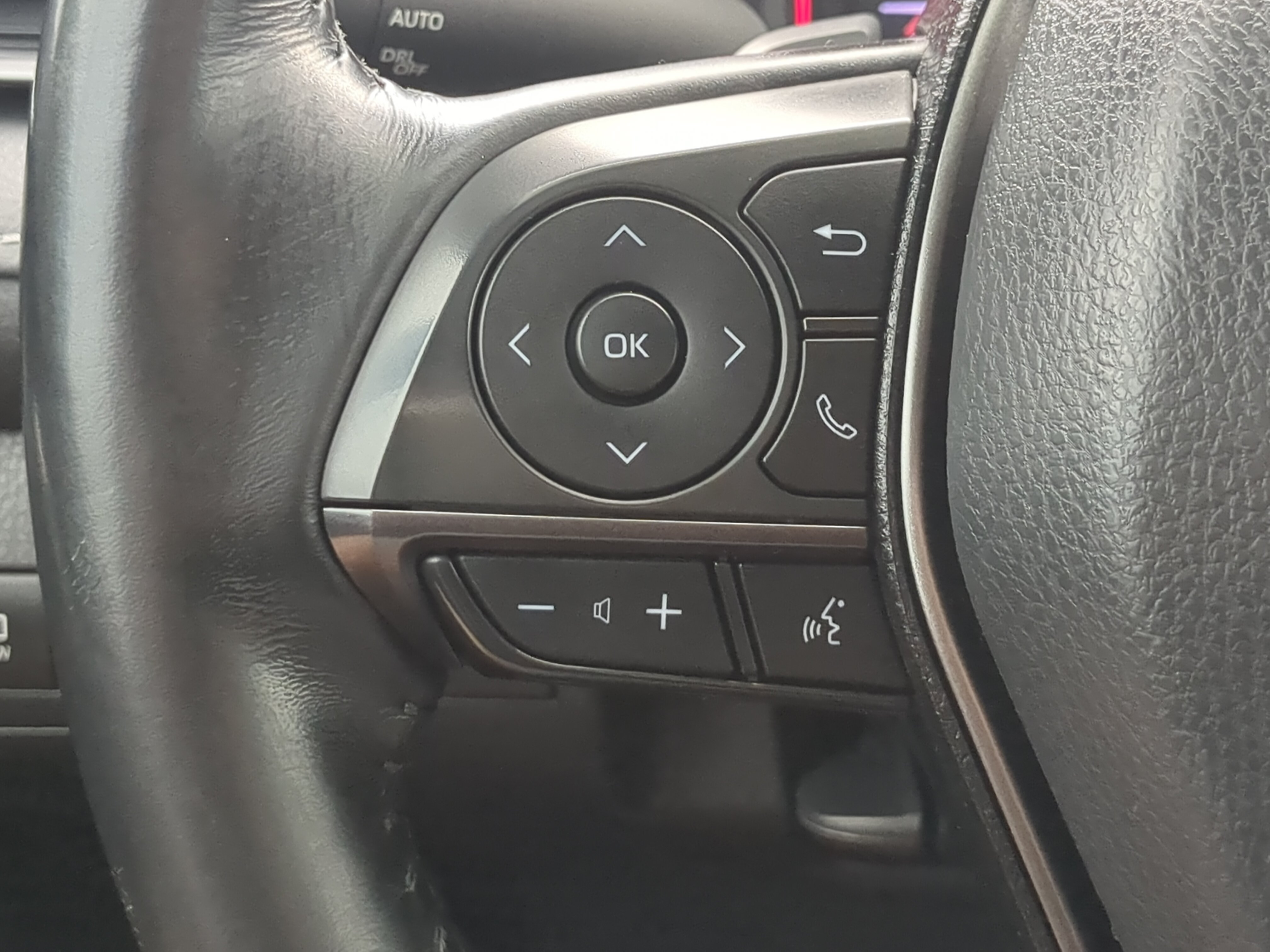 Used 2021 Toyota Camry XSE w/ Navigation Package FWD image 23