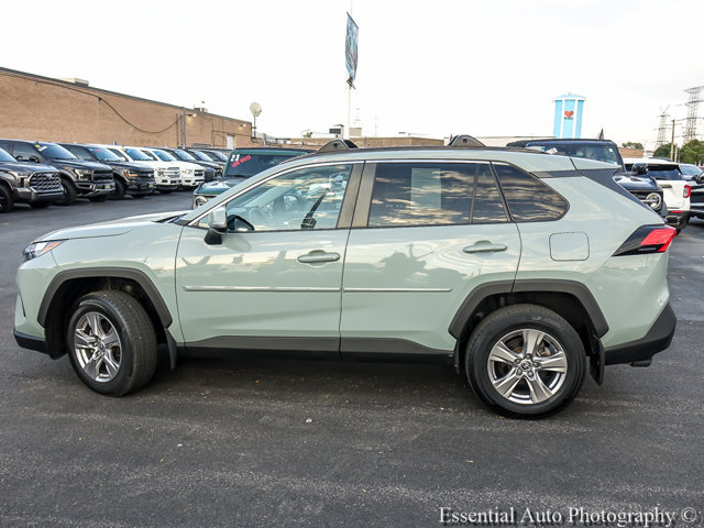 Used 2022 Toyota RAV4 XLE w/ Convenience Package AWD/4WD image 5