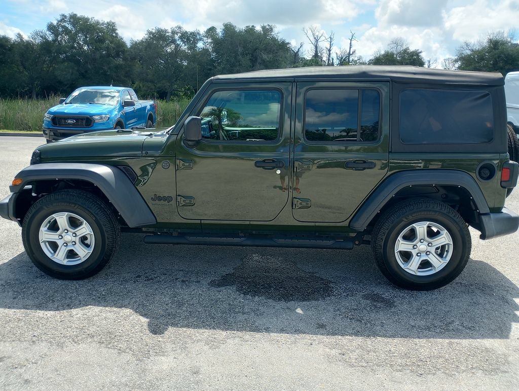 Used 2022 Jeep Wrangler Unlimited Sport AWD/4WD image 4