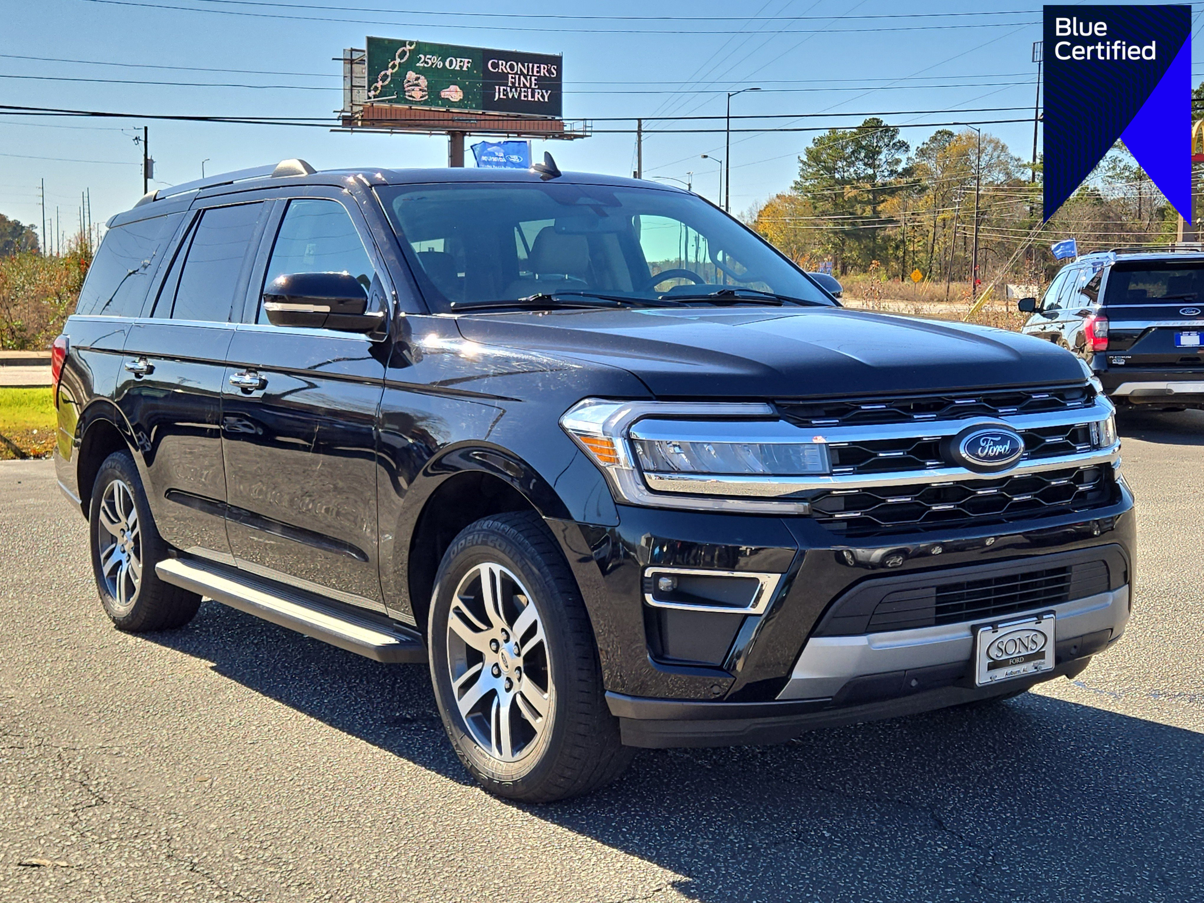 Certified 2024 Ford Expedition Limited image 1