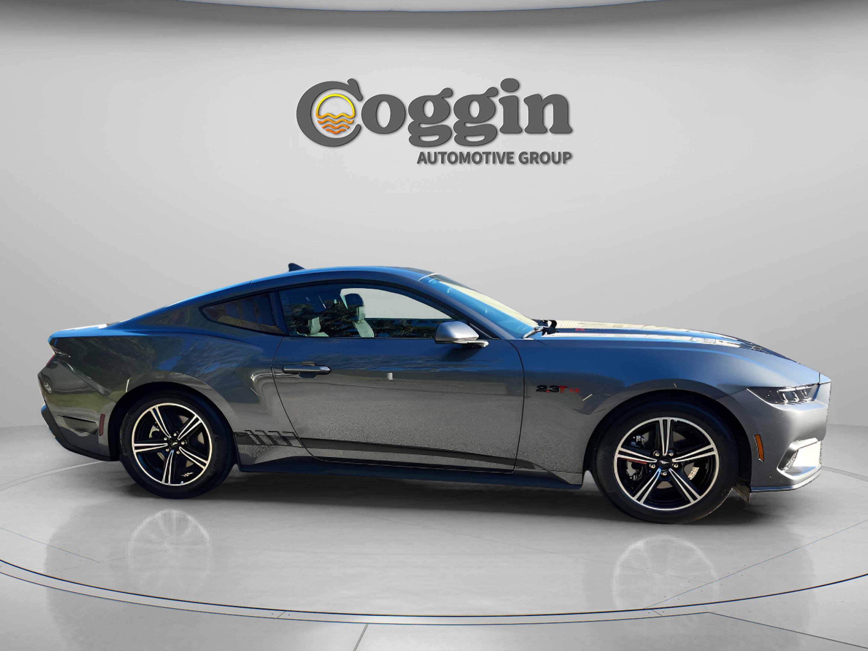 Certified 2025 Ford Mustang Coupe image 6