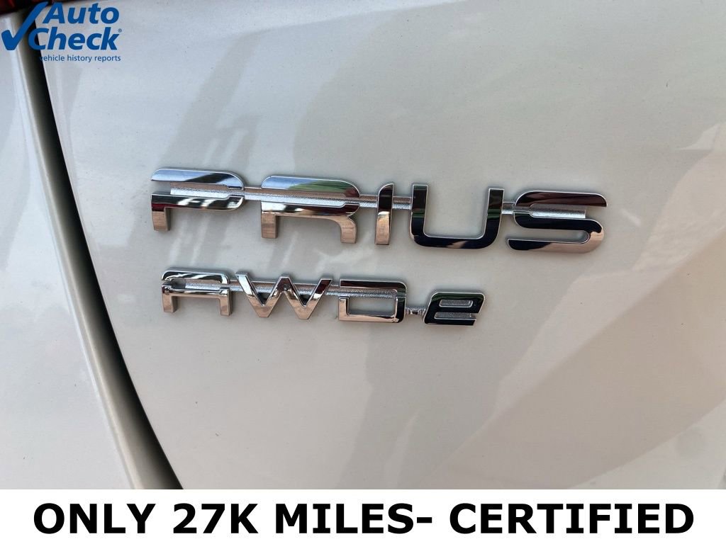 Used 2020 Toyota Prius XLE w/ Advanced Technology Package image 7