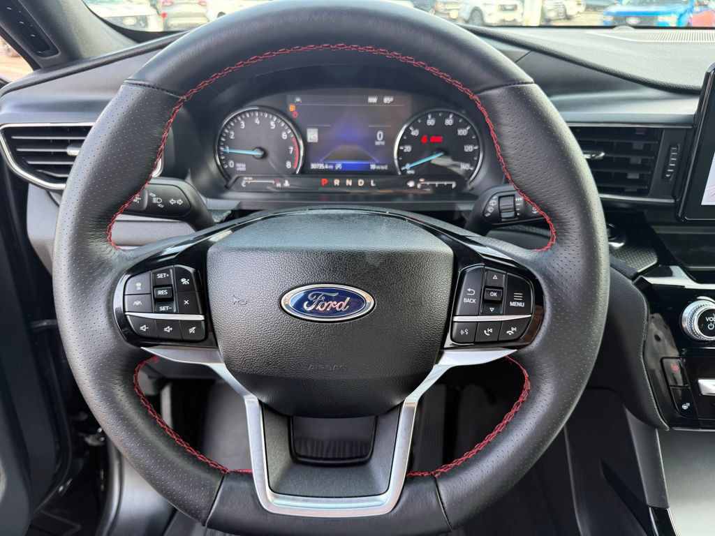 Certified 2024 Ford Explorer ST-Line w/ Class IV Trailer Tow Package AWD/4WD image 27