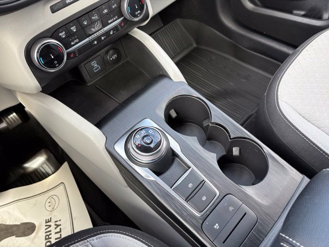 Certified 2023 Ford Escape Active AWD/4WD image 28