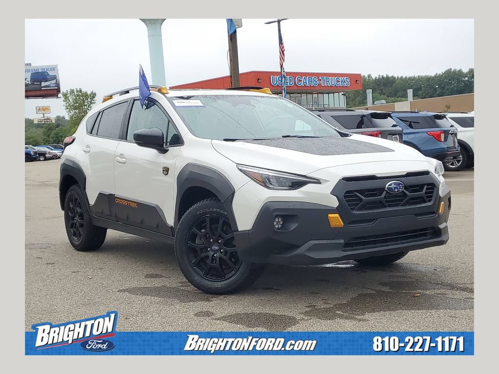 Used 2025 Subaru Crosstrek 2.5i Wilderness AWD/4WD image 1