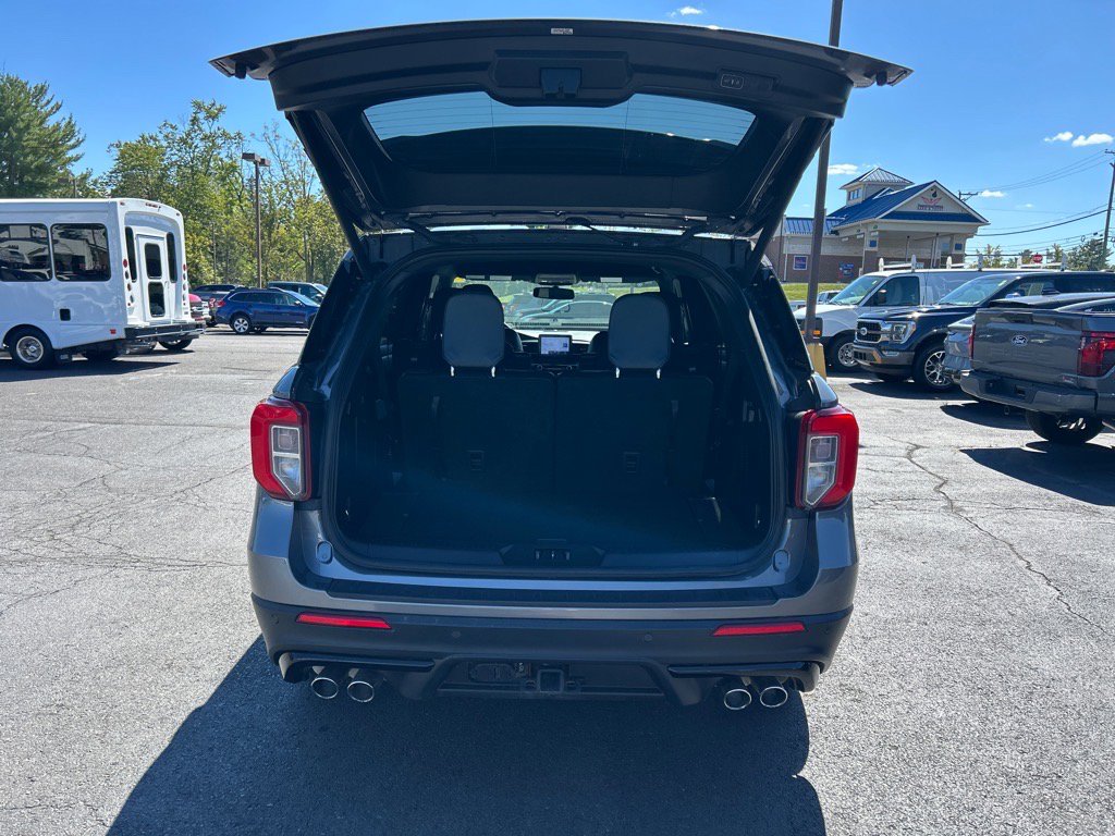 Certified 2022 Ford Explorer ST image 14