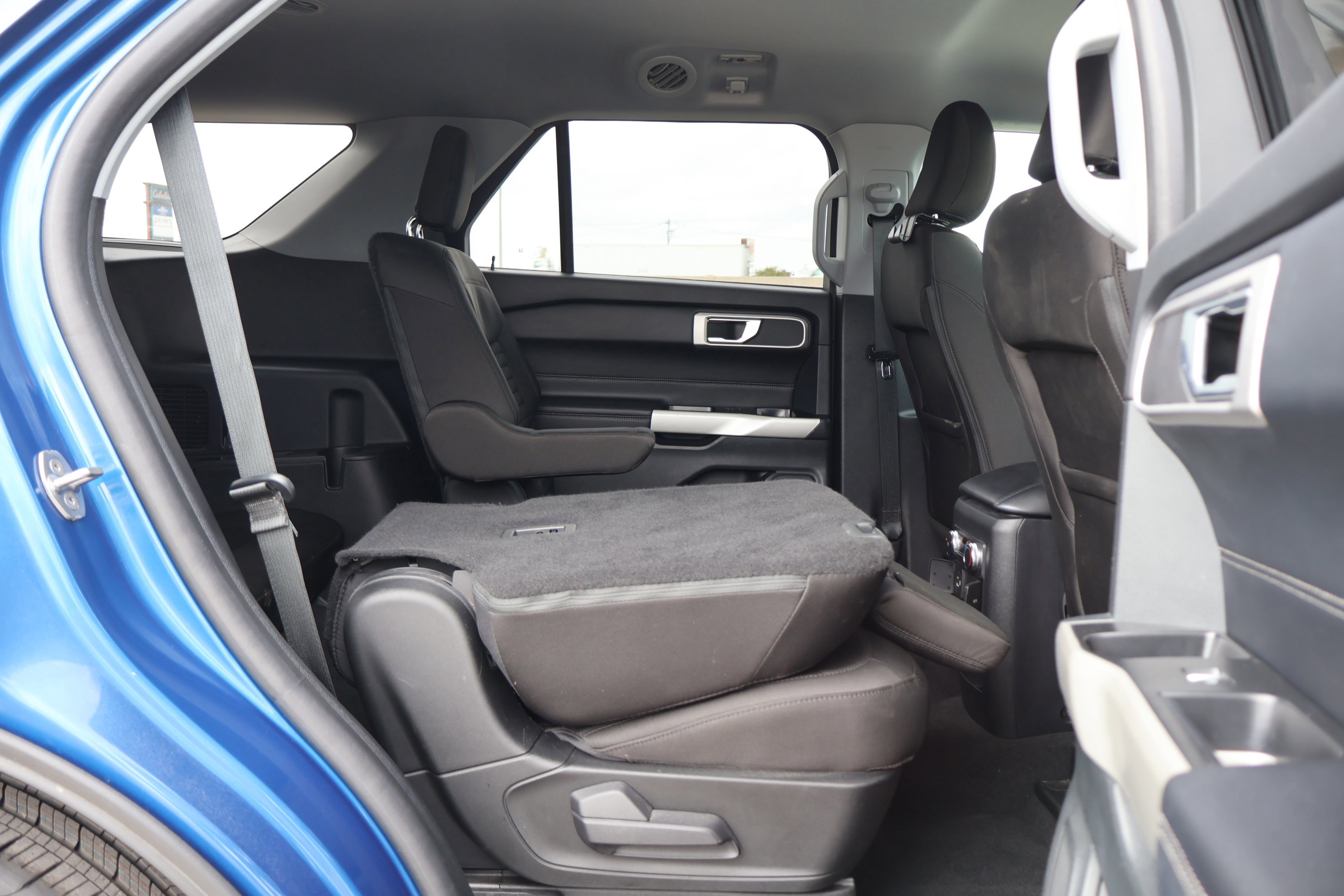 Certified 2021 Ford Explorer XLT image 37