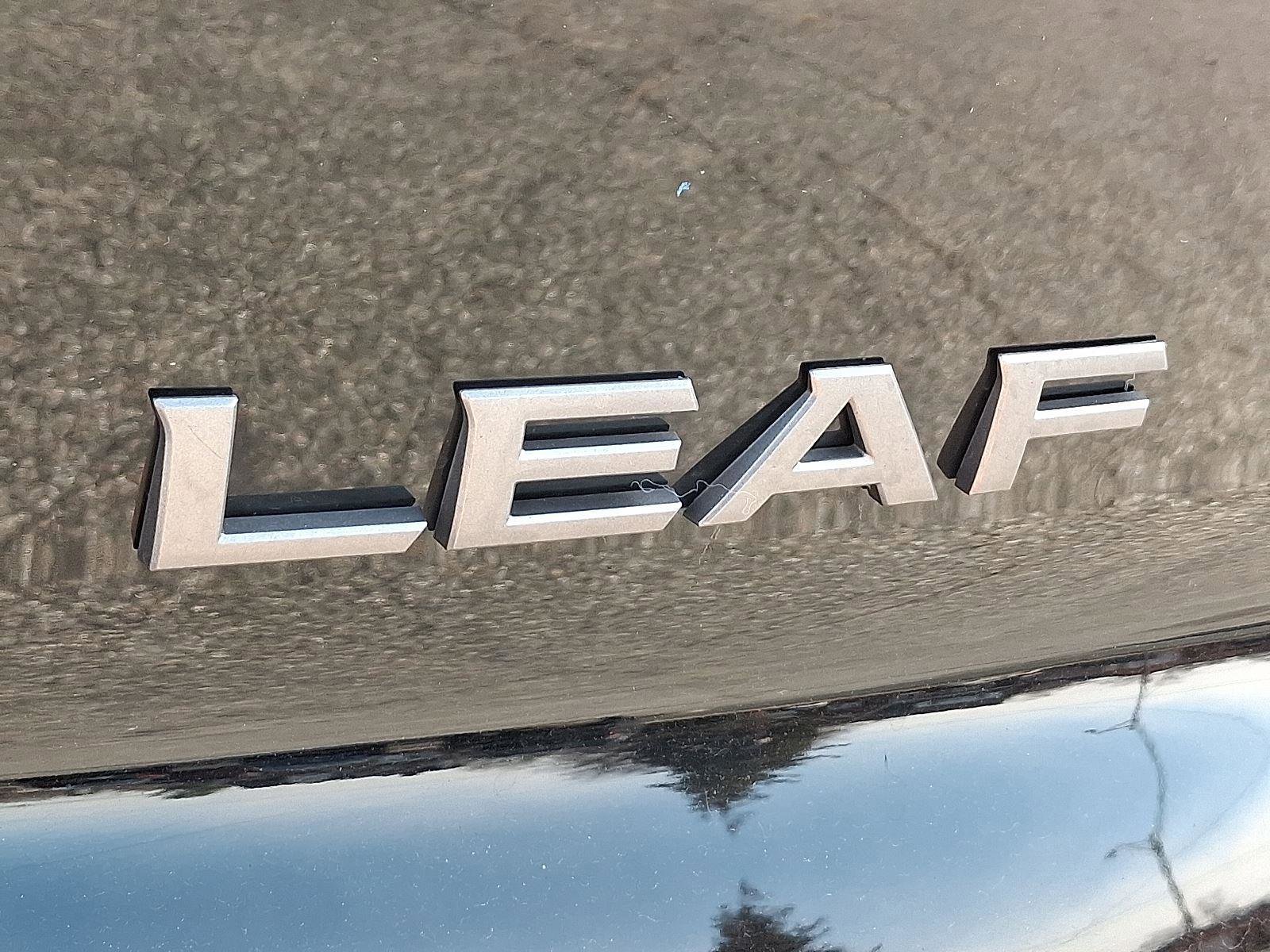 Used 2023 Nissan Leaf S image 30