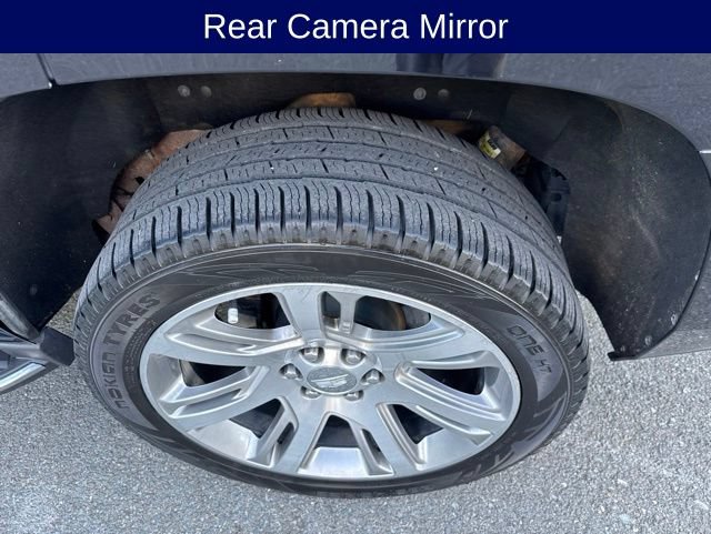 Used 2018 Cadillac Escalade Luxury AWD/4WD image 14