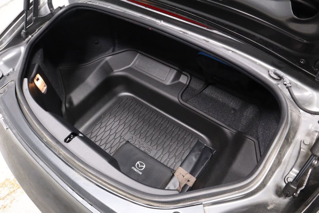 Used 2024 MAZDA MX-5 Miata Grand Touring w/ Weather Package image 17