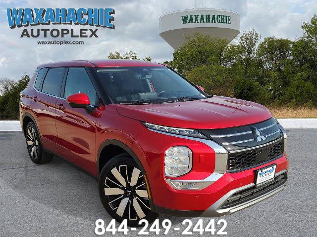 Used 2025 Mitsubishi Outlander SE