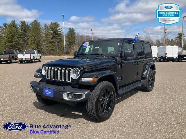 Used 2025 Jeep Wrangler Unlimited Sahara AWD/4WD image 27