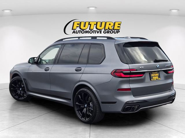 Used 2023 BMW X7 M60i w/ Executive Package AWD/4WD image 3