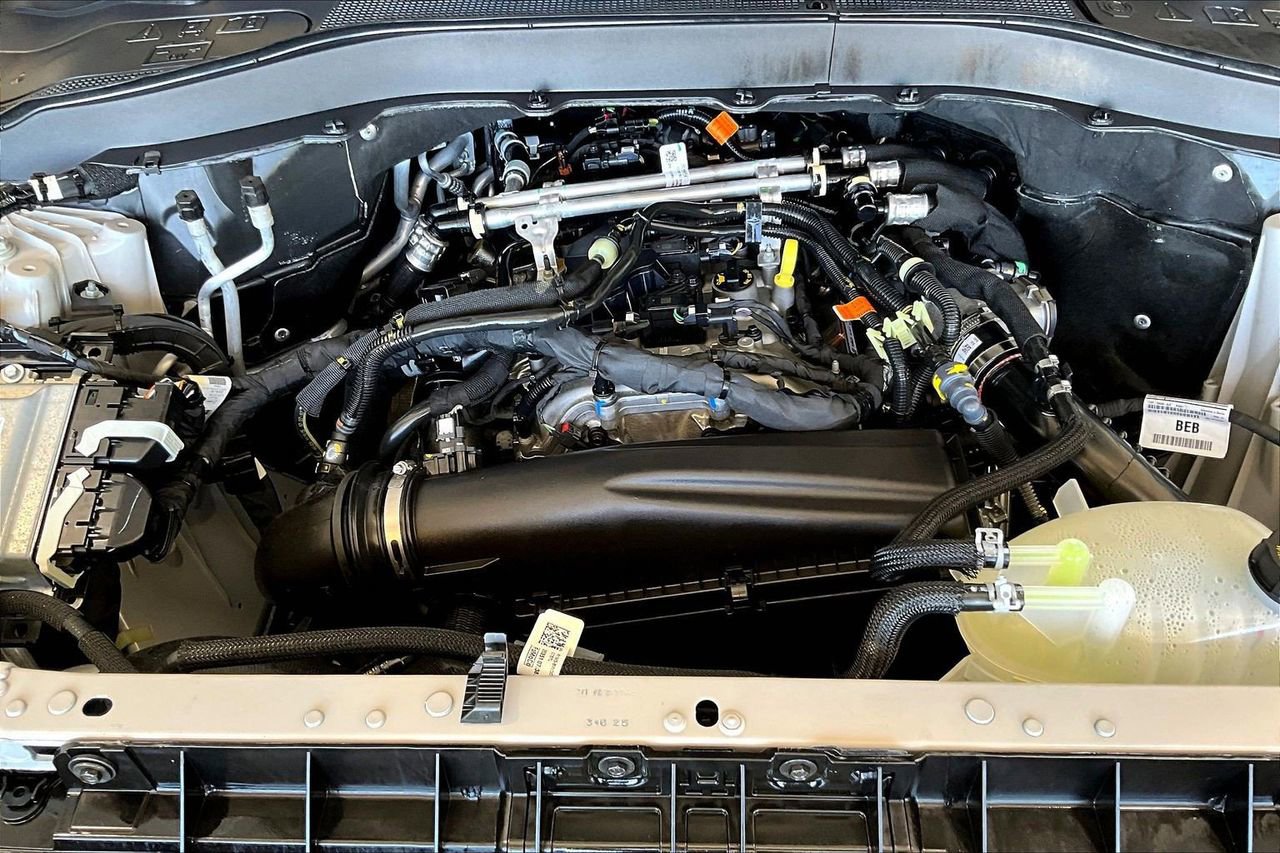 Certified 2026 Ford Explorer Active w/ Active Comfort Package image 9