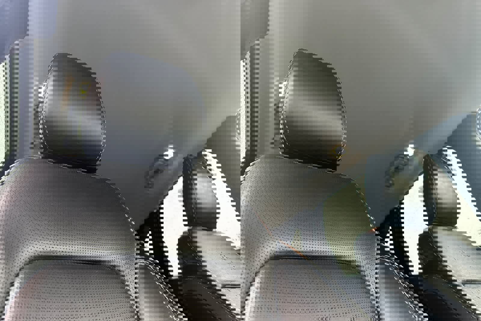 Certified 2025 Ford Escape Platinum image 17