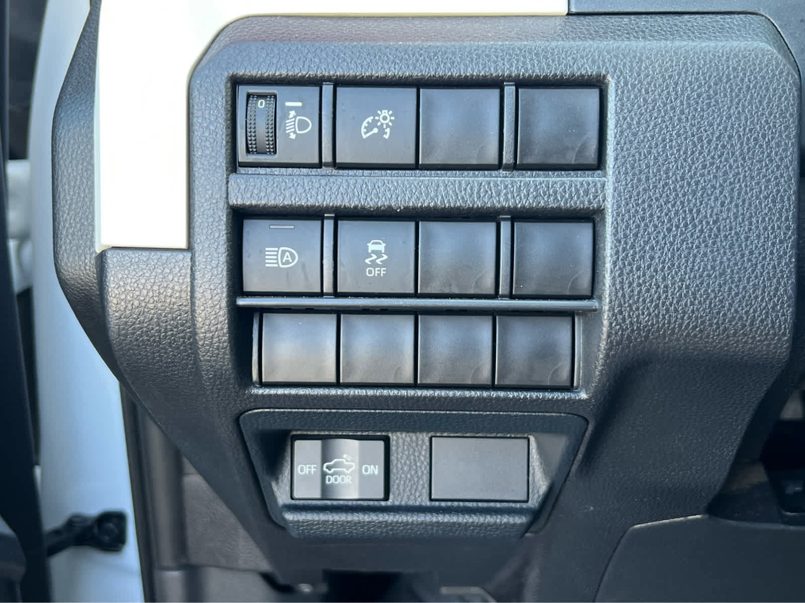 Used 2024 Toyota Tacoma TRD Off-Road AWD/4WD image 19