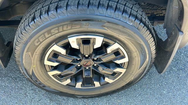 Used 2023 Nissan Frontier Pro-X w/ Technology Package RWD image 6