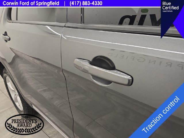 Certified 2017 Ford Explorer XLT AWD/4WD image 9