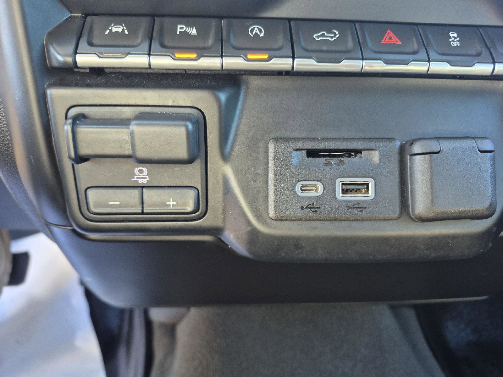 Used 2019 GMC Sierra 1500 SLT w/ Driver Alert Package I image 22