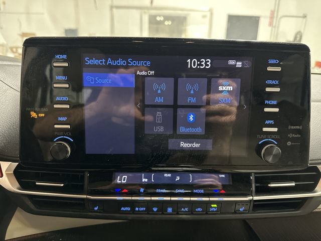 Used 2022 Toyota Sienna XLE FWD image 16