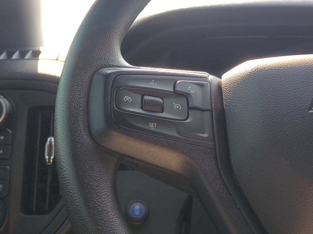 Used 2025 Chevrolet Silverado 1500 Custom Trail Boss AWD/4WD image 16
