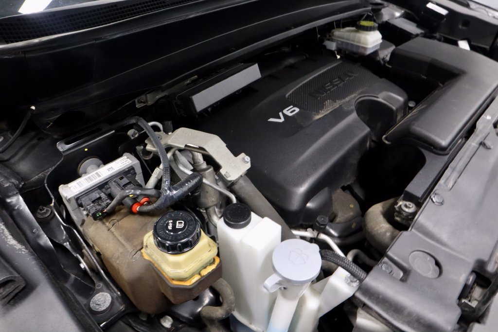 Used 2020 Nissan Pathfinder Platinum AWD/4WD image 19