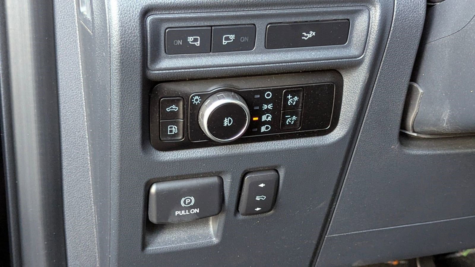 Certified 2023 Ford F150 Lariat w/ Equipment Group 502A High image 17