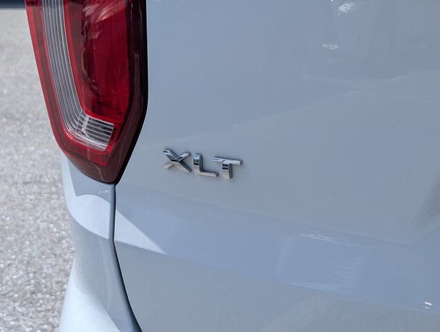 Certified 2019 Ford Explorer XLT w/ Equipment Group 202A AWD/4WD image 11