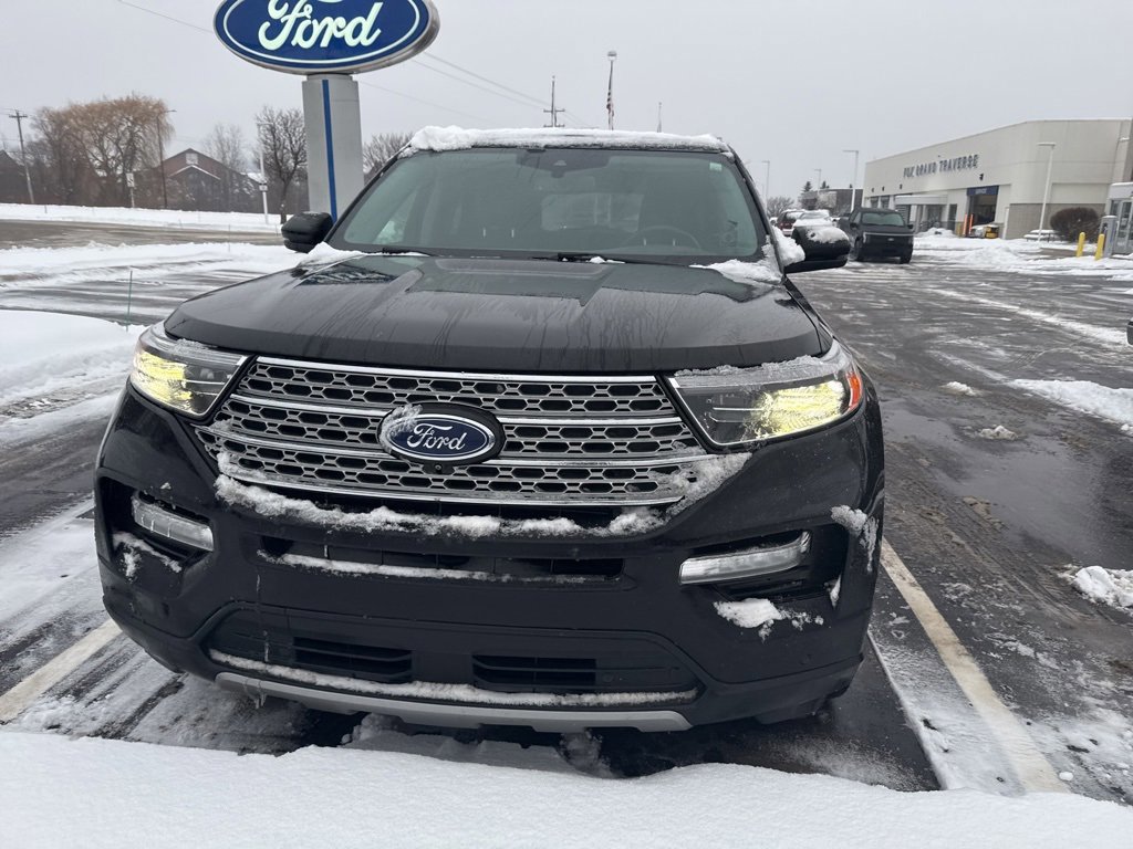 Certified 2021 Ford Explorer Limited w/ Hybrid Equipment Group 310A image 6