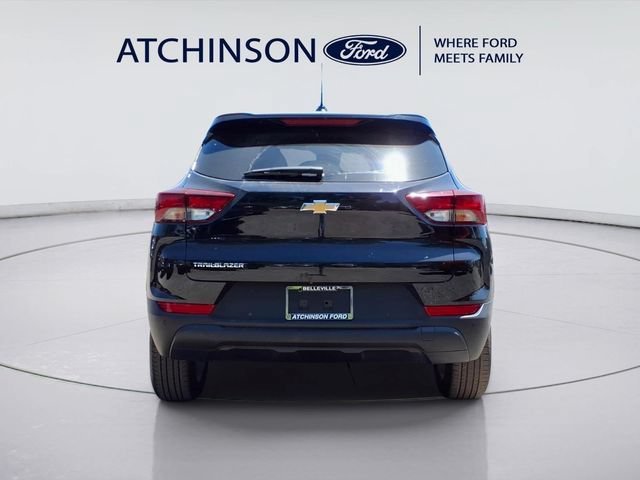 Used 2024 Chevrolet TrailBlazer LS w/ LS Convenience Package FWD image 5