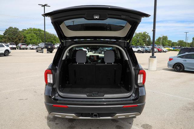 Certified 2025 Ford Explorer Active w/ Active Comfort Package AWD/4WD image 12