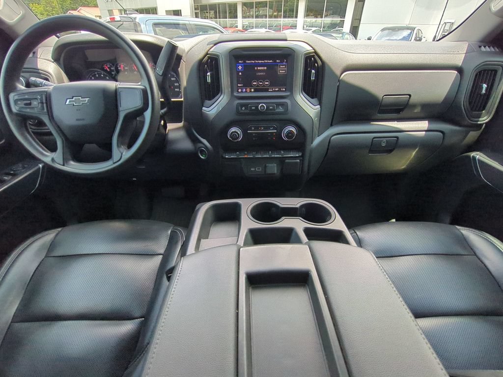 Used 2022 Chevrolet Silverado 1500 Custom Trail Boss w/ Midnight Edition AWD/4WD image 18