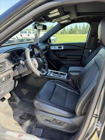 Certified 2023 Ford Explorer ST-Line w/ Class IV Trailer Tow Package image 11