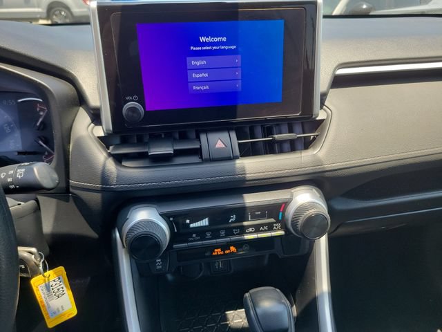 Used 2023 Toyota RAV4 LE FWD image 21