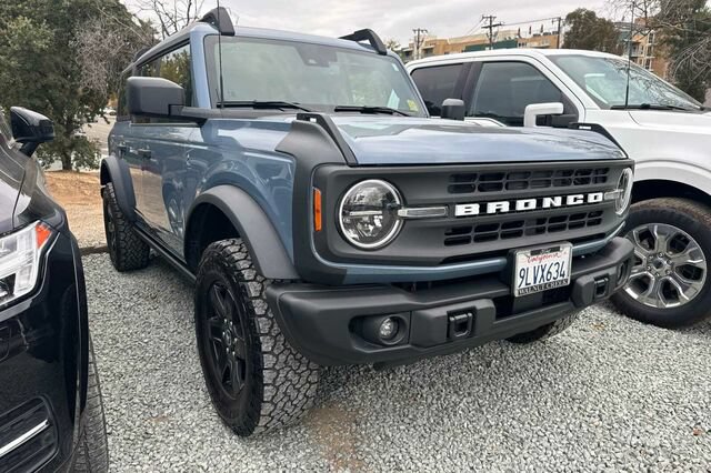 Certified 2024 Ford Bronco Black Diamond AWD/4WD image 2