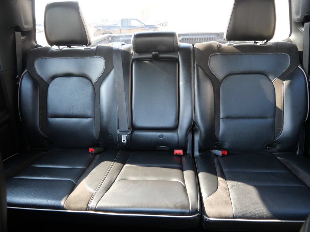 Used 2023 RAM 1500 Laramie AWD/4WD image 18