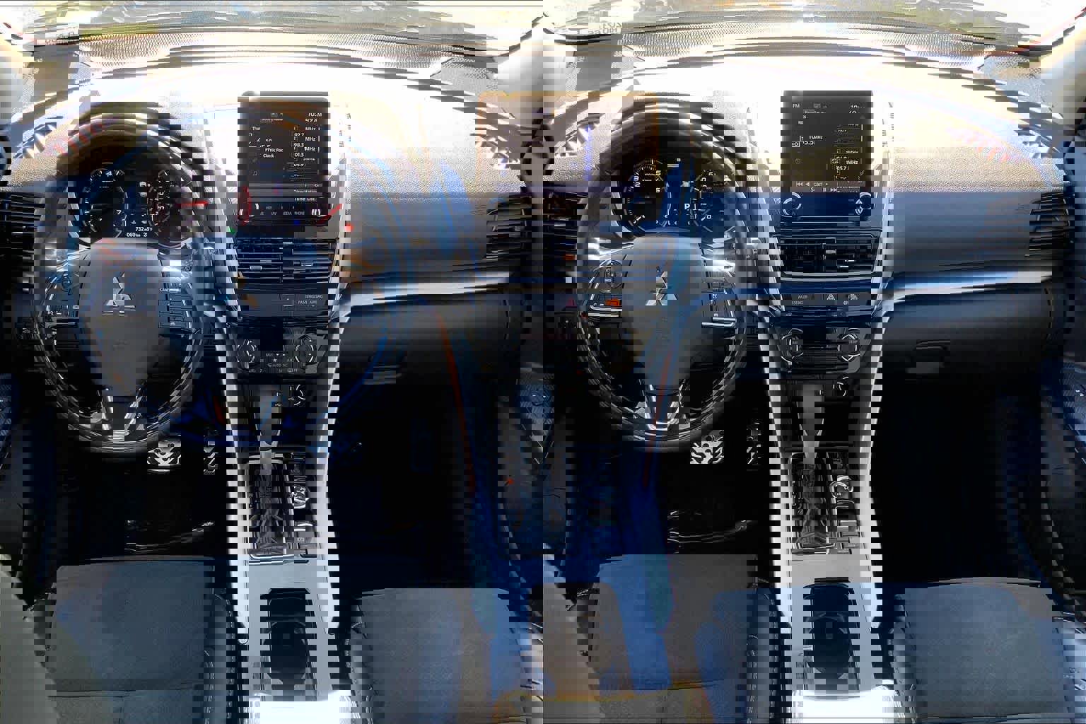 Used 2024 Mitsubishi Eclipse Cross SE image 14