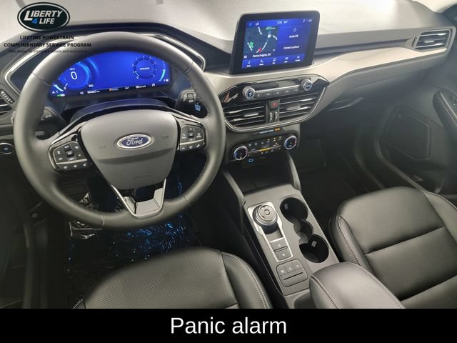Certified 2022 Ford Escape Titanium w/ Class II Trailer Tow Package AWD/4WD image 34