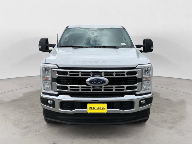 Certified 2025 Ford F250 XLT AWD/4WD image 8