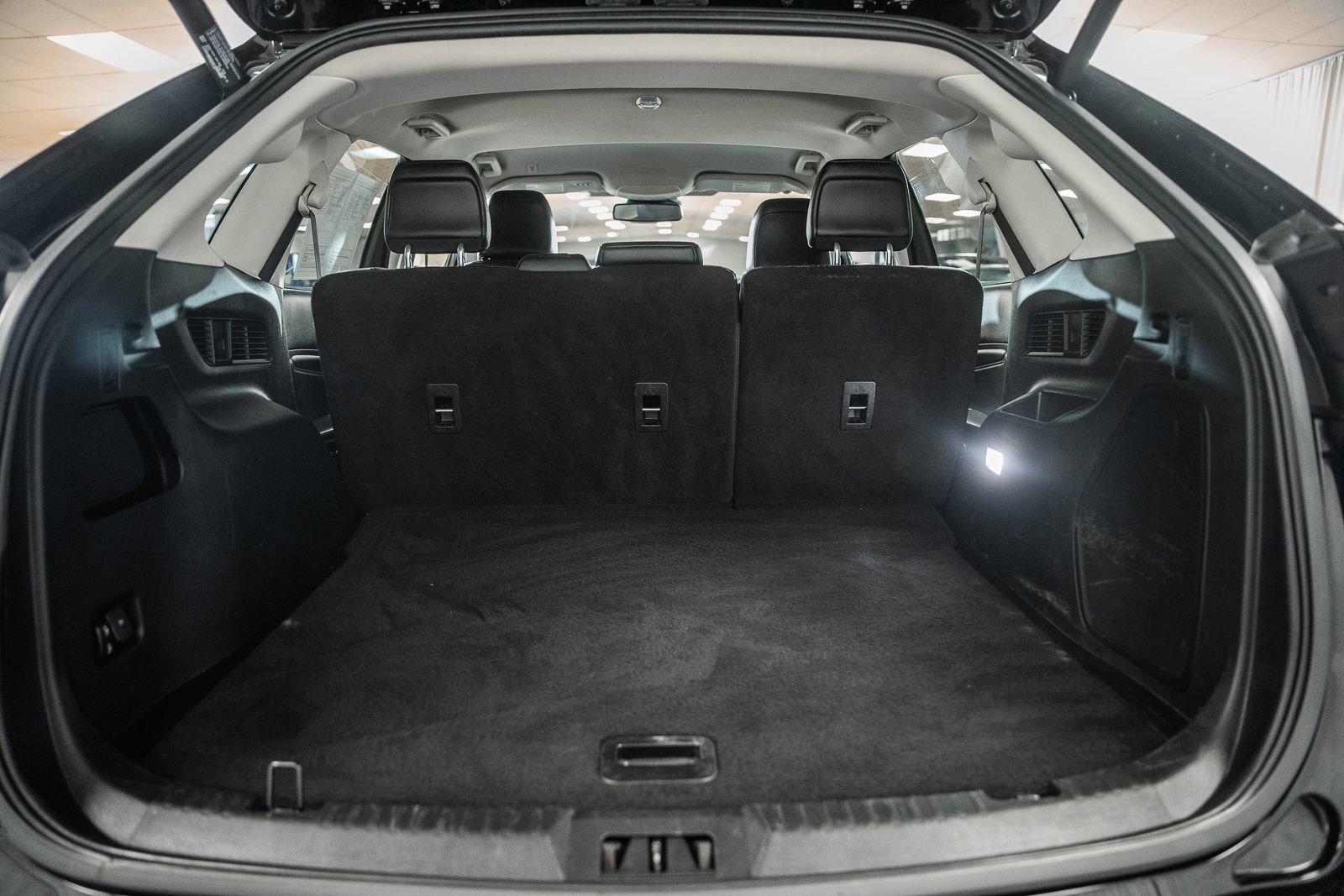Certified 2022 Ford Edge Titanium AWD/4WD image 13
