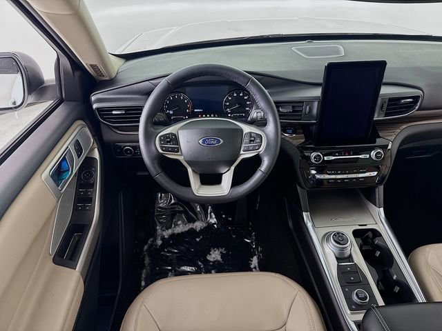 Certified 2023 Ford Explorer Limited w/ Limited Technology Package image 24