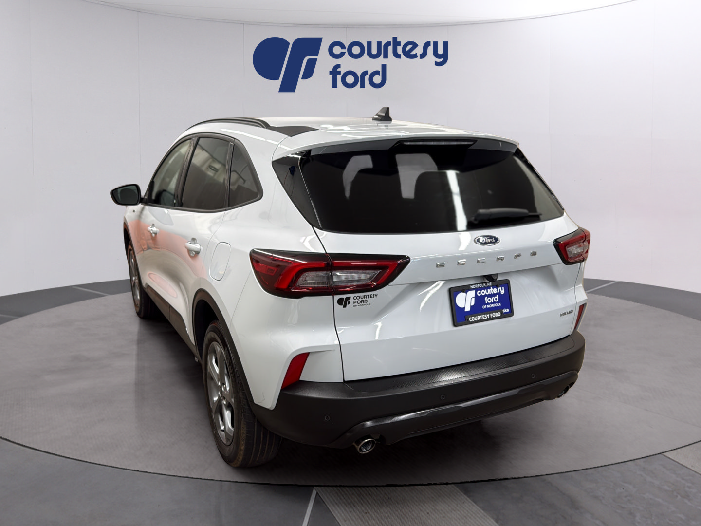 Certified 2025 Ford Escape ST-Line w/ Tech Pack #1 AWD/4WD image 5