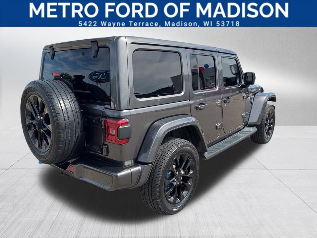 Used 2021 Jeep Wrangler Unlimited Sahara AWD/4WD image 9